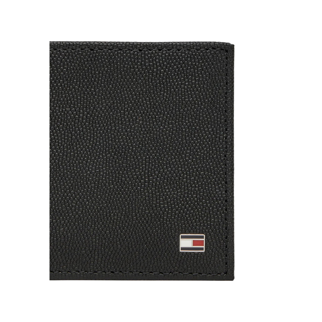 Tommy Hilfiger Men Wallet